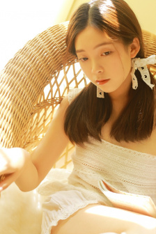 年轻的女教师2